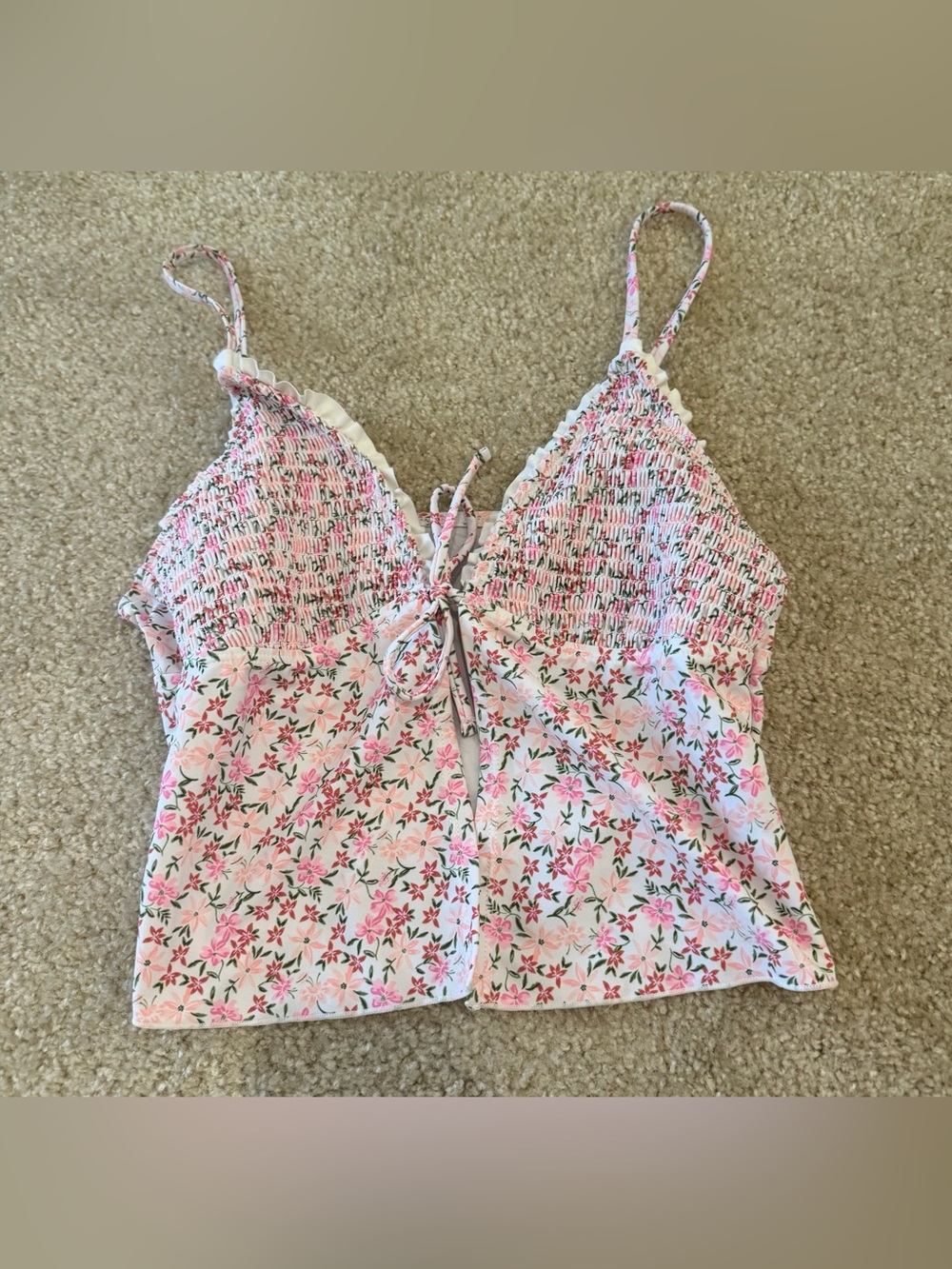 No boundaries floral front tie crop top
